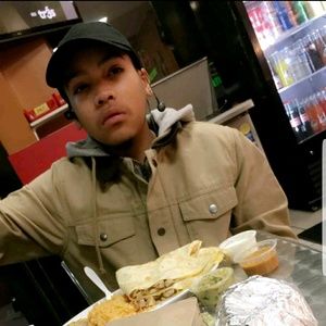 Meet your Posher, Keishawn